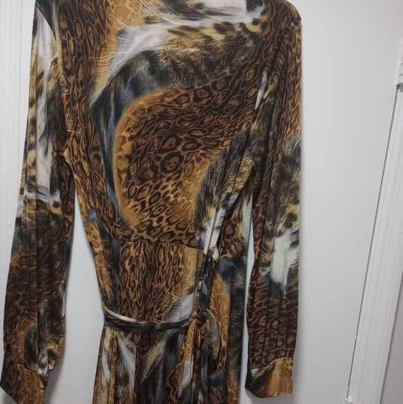 Plus Size Animal Print Fit & Flare Maxi Dress - Picture 2 of 3